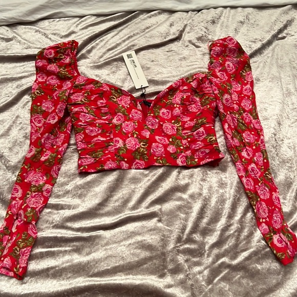 Zara Tops - Crop top blouse